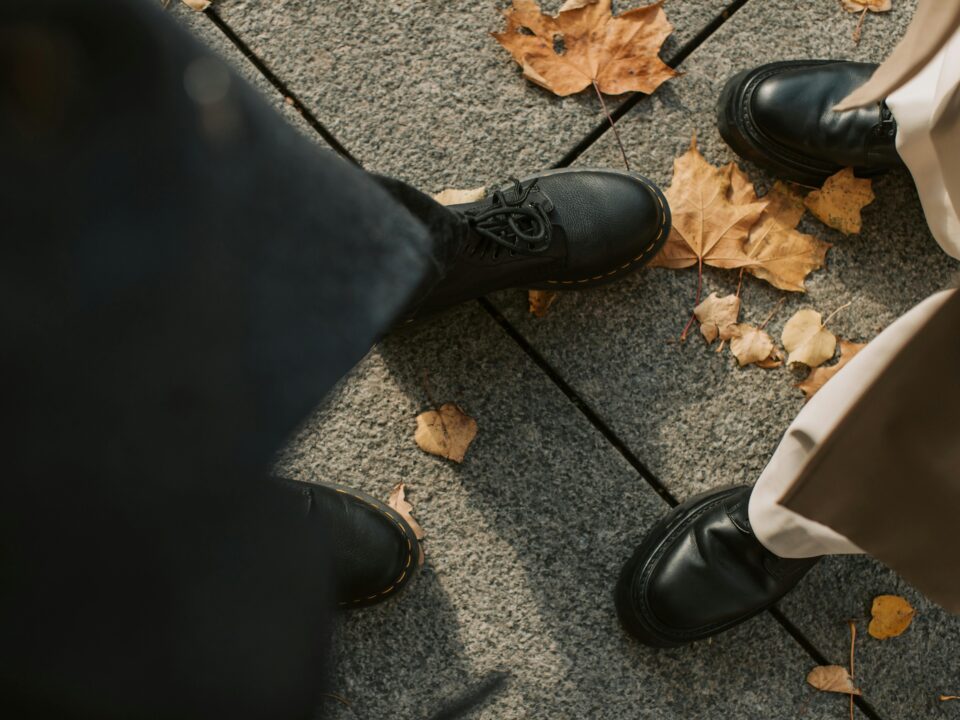 Modne buty jesień zima 2026, kompletny przewodnik po trendach