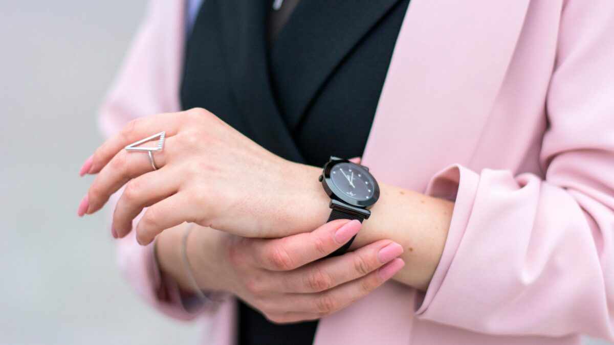 Styl smart casual dla kobiet kompletny przewodnik po stylizacjach